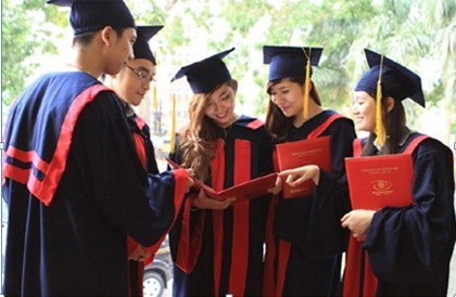 Các bậc phụ huynh có biết ở giảng đường đại học, con mình học điều gì không?